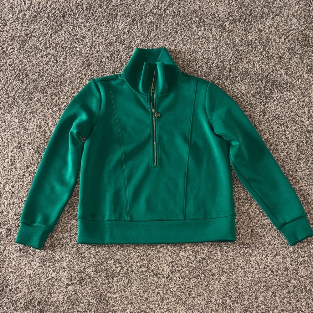 NWOT! Lilly Pulitzer Alwyn UPF 50+ Zip!